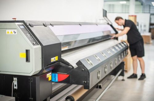 Jasa Cetak UV Flatbed